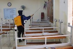 Bộ GD&ĐT: Tổ chức lễ chào cờ trong lớp khi học sinh đi học lại