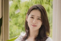 Chị đẹp Son Ye Jin quyên góp 100 triệu won cho quê nhà phòng chống dịch sars-cov-2