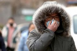 Mỹ có ca nhiễm không rõ nguồn gốc, lo ngại nguy cơ virus lan ngầm