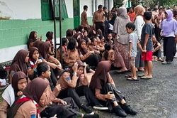 Indonesia điều tra giáo viên bất cẩn khiến 10 nữ sinh chết đuối