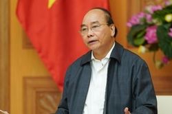 Thủ tướng Nguyễn Xuân Phúc: Phòng chống dịch COVID-19 dù tốn kém, vất vả cũng phải làm