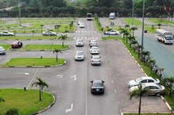 Không có chuyện 'Tăng phí thi giấy phép lái xe lên 30 triệu đồng'