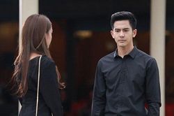 Đứng trước tòa, tôi định cho vợ cả gia tài thì cô ấy gào khóc đòi quay lại, ngay cả tờ giấy để giữ chân tôi cũng chỉ là một cú lừa