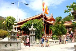 Khách du lịch đến Khánh Hòa giảm mạnh trong tháng 2-2020