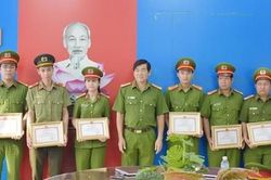 Phá vụ sản xuất thuốc thủy sản giả quy mô lớn