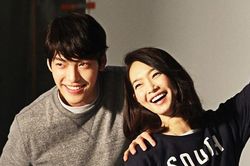 Vừa điều trị ung thư xong, Kim Woo Bin vẫn nhiệt tình cùng loạt sao Hàn quyên góp chống dịch Covid-19