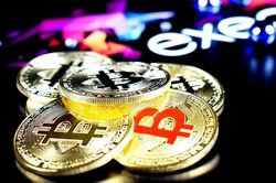 Bitcoin chìm trong 'biển lửa' vì Covid-19