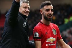 Scholes: 'Bruno Fernandes biến MU thành đội bóng đáng xem'
