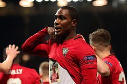 Ighalo chưa phải trò cười lớn nhất lịch sử MU