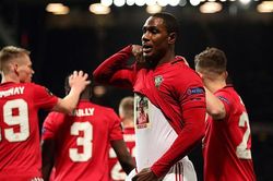 Ighalo có ăn mừng cảm động khi ghi bàn thắng đầu tiên cho MU
