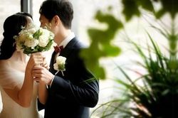 Không gửi tiền về, cha mẹ không nghe điện thoại