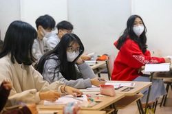 Dịch COVID-19: Hà Nội tiếp tục cho học sinh nghỉ đến 8/3