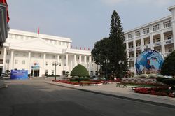 Hai trường đại học có nhiều lưu học sinh, giáo viên Trung Quốc, Hàn Quốc sẵn sàng đón sinh viên trở lại trường