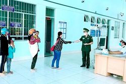 Đồng hành cùng đồng bào ngăn chặn COVID-19