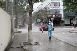 Đồng thời triển khai các biện pháp cấp thiết