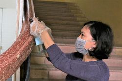 Trường ở Hà Nội tổng vệ sinh, khử trùng chuẩn bị đón học sinh trở lại