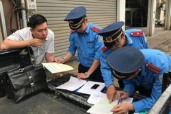 Hà Nội: Thanh tra Sở GTVT xử phạt hàng trăm phương tiện vi phạm