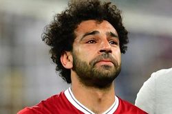 Liverpool bị Arsenal châm chọc trong ngày đứt mạch bất bại