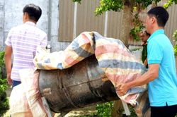 Khởi tố kẻ giết chủ nợ, đốt xác trong thùng phuy