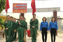 'Ngày Chủ nhật xanh' ở Trung đoàn 82