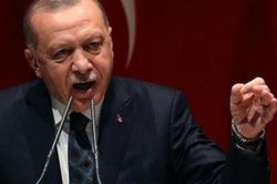 Tổng thống Erdogan: 'Tôi yêu cầu Putin rời khỏi Syria'
