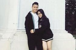 Vừa nối lại tình xưa, Nhật Lê đã gợi ý quà ngày 8/3 với Quang Hải