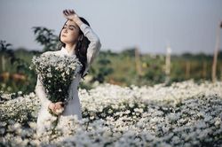 Cuộc đời này ngắn ngủi lắm: Nếu bạn 'vẫn còn thở' hãy tận hưởng hết mình