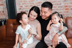 Vợ Tuấn Hưng: 'Tôi không hoàn hảo nên cũng không xứng đáng với một người tuyệt vời như thế đâu'