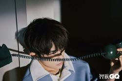 Dịch Dương Thiên Tỉ khiến fan 'đổ gục' vì loạt ảnh 'siêu đẹp trai' trên bìa tạp chí mới
