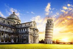 'Dựng thẳng tháp nghiêng Pisa' chuyện tưởng đùa mà có thật bởi trùm phát xít