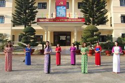 Phát động 'Tuần lễ Áo dài' và hưởng ứng cuộc vận động 10.000 bước chân mỗi ngày