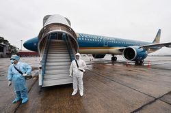 Một người Nhật nhiễm Covid-19 đi trên chuyến bay của Vietnam Airlines