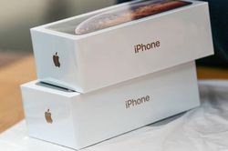 Nhà máy iPhone gồng mình hoạt động, bất chấp Covid-19
