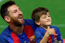 Cú đúp của con trai Messi gây sốt mạng xã hội
