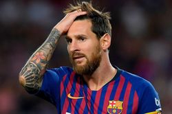 Messi muốn loại 3 đồng đội khỏi Barca