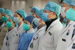 Giá khẩu trang y tế tăng gấp 6 lần, Tổng Giám đốc WHO đề nghị tìm giải pháp