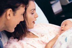 Vợ tham gia bảo hiểm xã hội tự nguyện, chồng có được tiền thai sản?