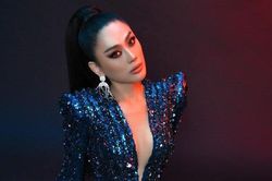 Lâm Khánh Chi: '42 tuổi, tôi có 3 vòng chuẩn, gương mặt nhỏ, làn da đẹp, lý do gì mà tôi không tự hào'