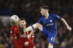 Thấy gì từ trận thắng 2-0 của Chelsea trước Liverpool?