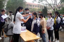 Tỷ lệ học sinh THPT đi học chuyên cần đạt trên 95%