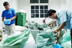 Tạm giữ lô khẩu trang chuẩn bị 'tuồn' sang Campuchia