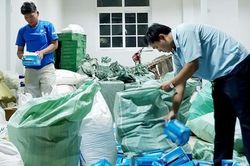 Bắt thêm vụ vận chuyển 16.000 khẩu trang qua biên giới