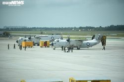 Phi cơ Hải quân Mỹ tới sân bay Đà Nẵng