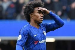 Chelsea mất trắng tiền vệ Willian