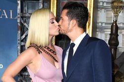 Hành trình 4 năm yêu trước khi có con của Katy Perry - Orlando Bloom