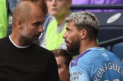 Aguero nói HLV Guardiola 'bị điên' sau chiến thắng