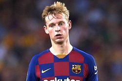 De Jong mờ nhạt ở Barca: Ai tắm được trong dòng suối cạn khô?