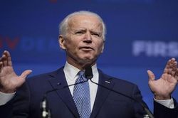 Hậu bầu cử 'Siêu thứ Ba': Đường đua tập trung vào Biden và Sanders