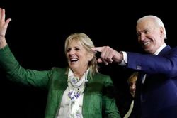 Năm điều cần biết sau chiến thắng Siêu thứ Ba của ông Joe Biden