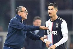 Với Ronaldo, Juve không thể thi triển Sarri-ball